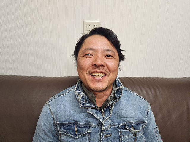 専務取締役　佐藤 憲祐